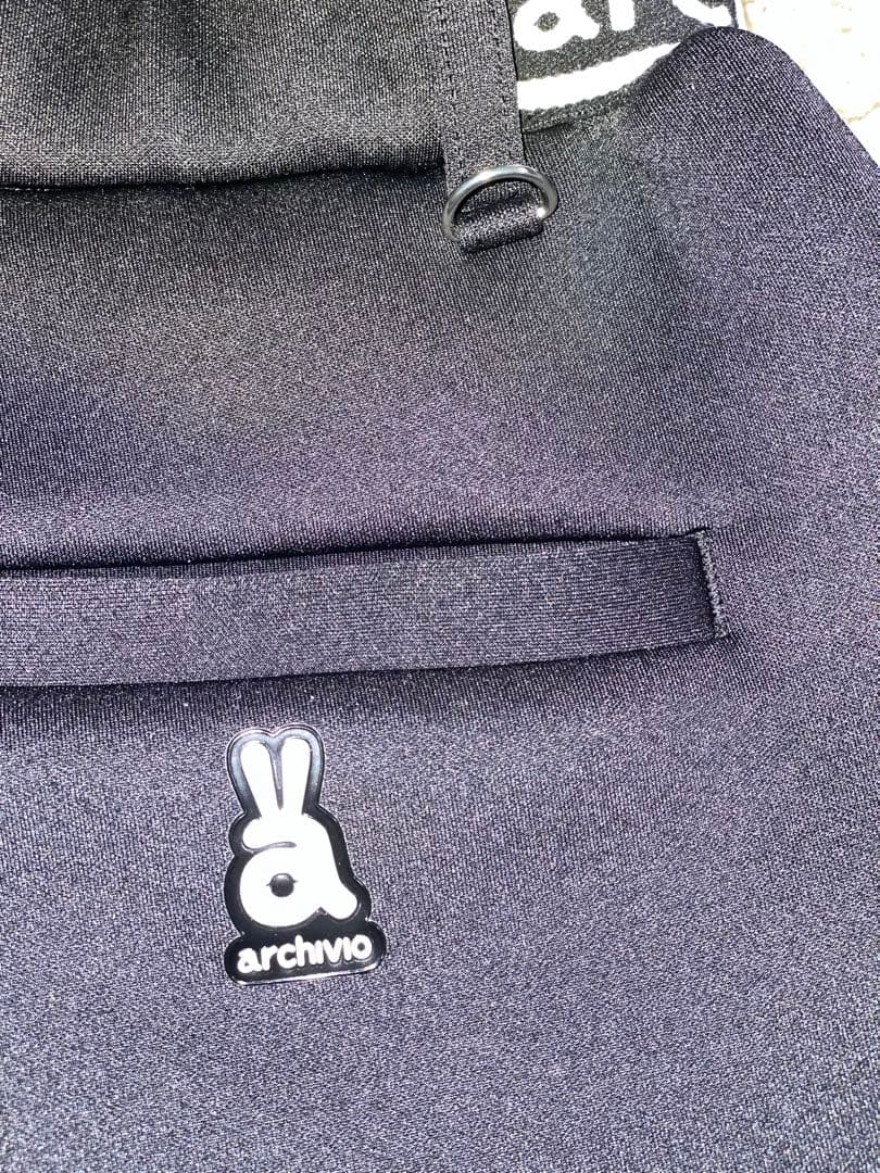 ARCHIVIO 　アルチビオ　◆　完売　 ダンボールニットパンツ