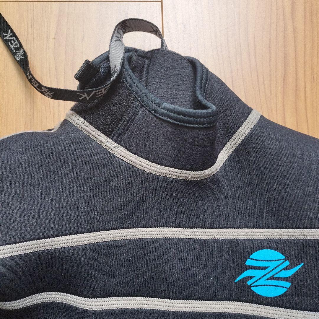 ブラック長袖ウェットスーツ