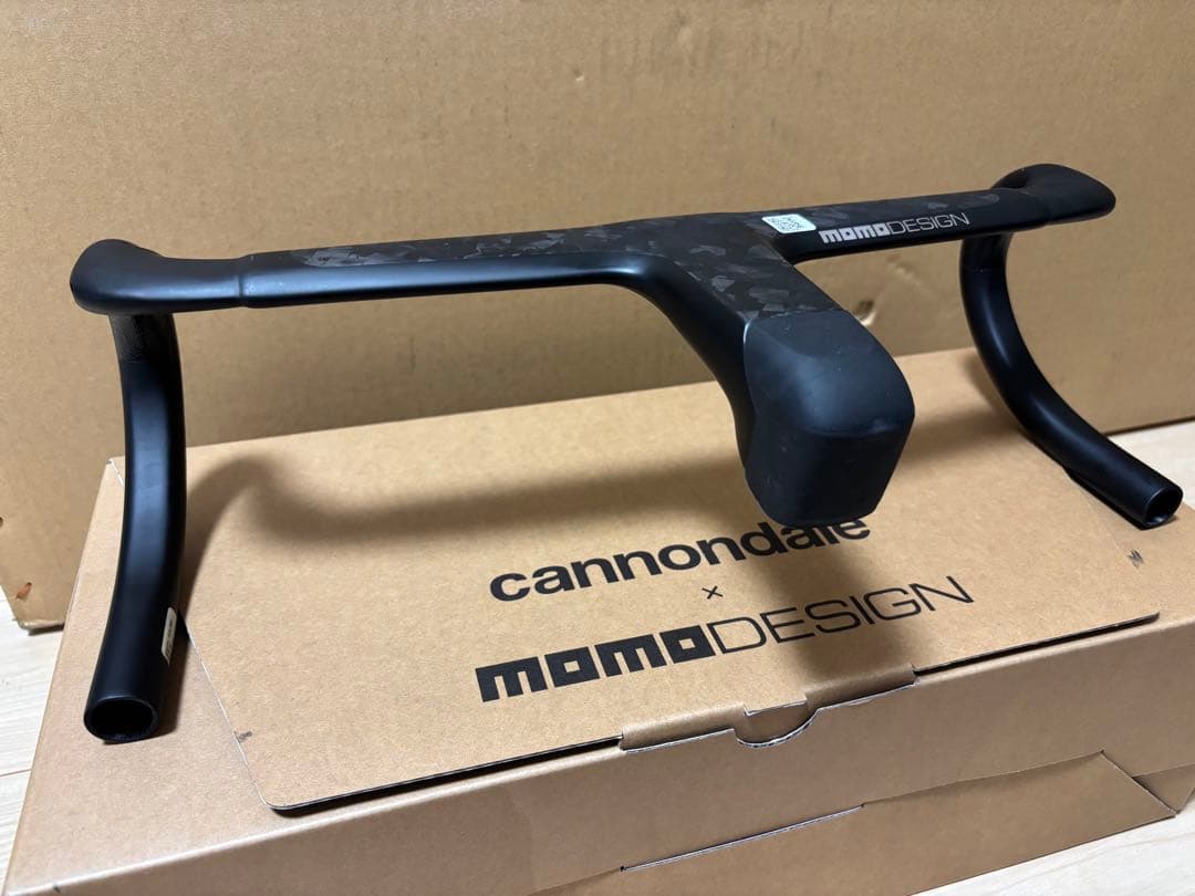 CANNONDALE× MOMO Design ハンドルバー 420×110mm
