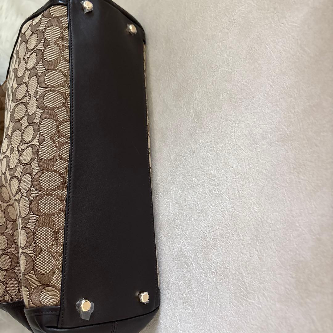 【美品】coach / イーディー /シグネチャージャガード　茶色