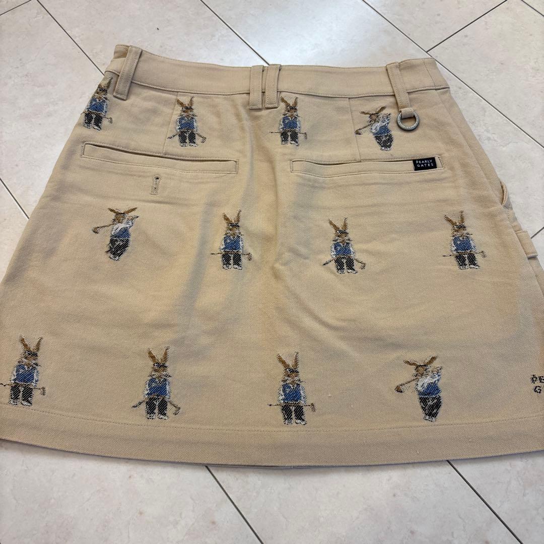 PEARLY GATES ウサギ刺繍スカート ベージュ