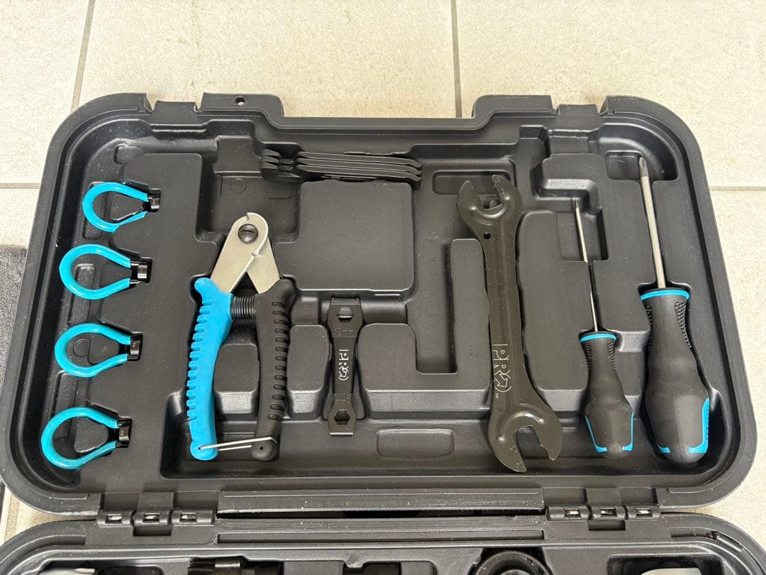 シマノPRO 多機能工具セット ハードケース付き 自転車用工具