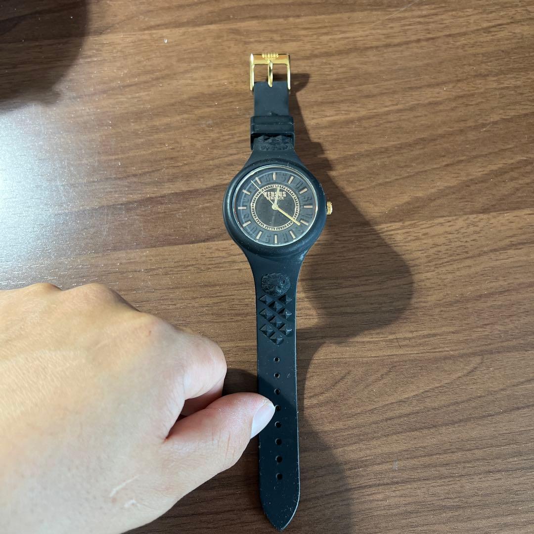 ベルサーチ　versace 時計　ラバー時計