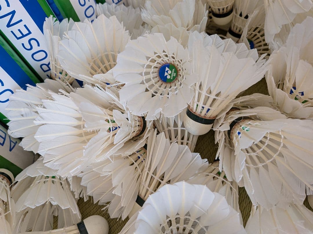 バドミントン　エアロセンサ600 ノック用　中古使用済みシャトル