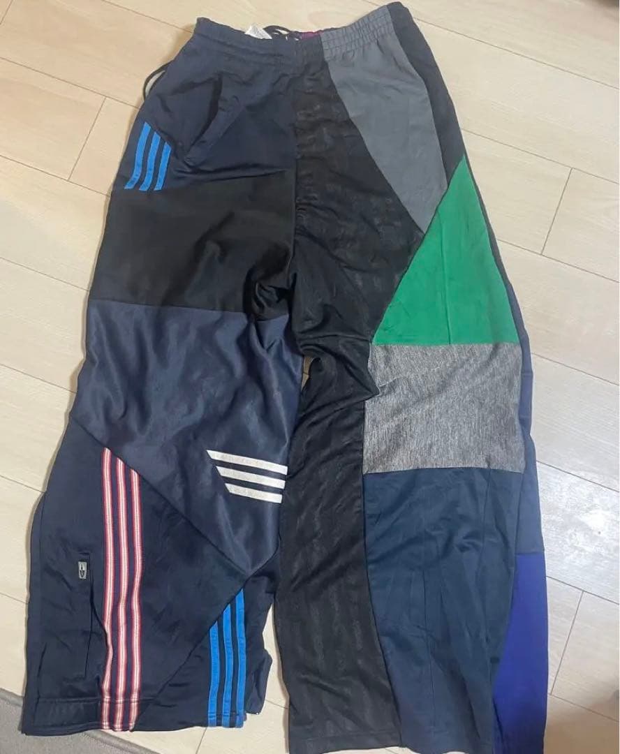 adidas パッチワーク パンツ