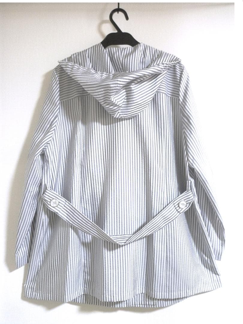 レリアン Leilian☆軽量 フード付き ジャケット☆大きいサイズ♪１３