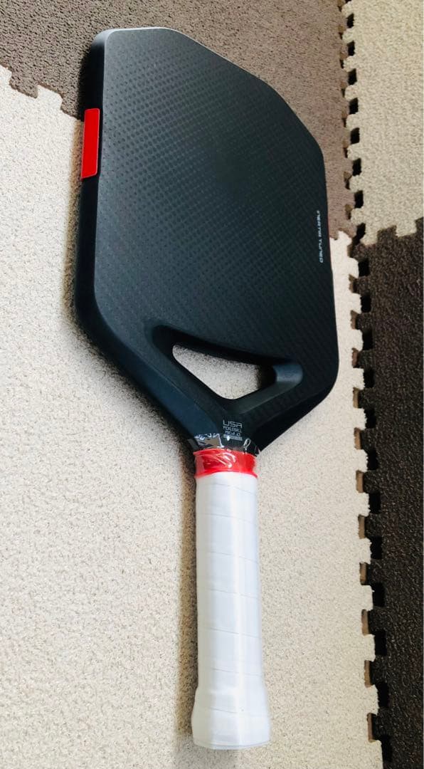 最新!!新品!!Tesla Plaid テスラ プレイド ピックルボール パドル