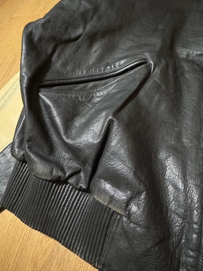 サイズ44 Pelle Pelle バックロゴ 短丈 オールレザージャケット