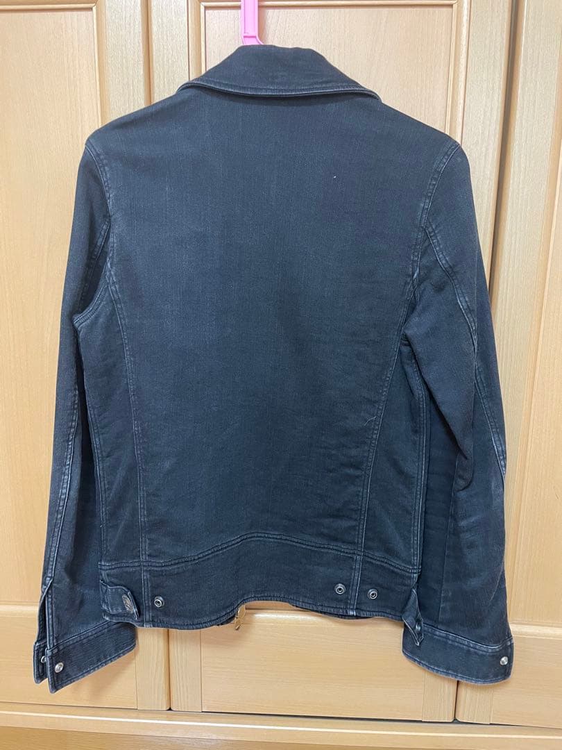 roar ジャケット