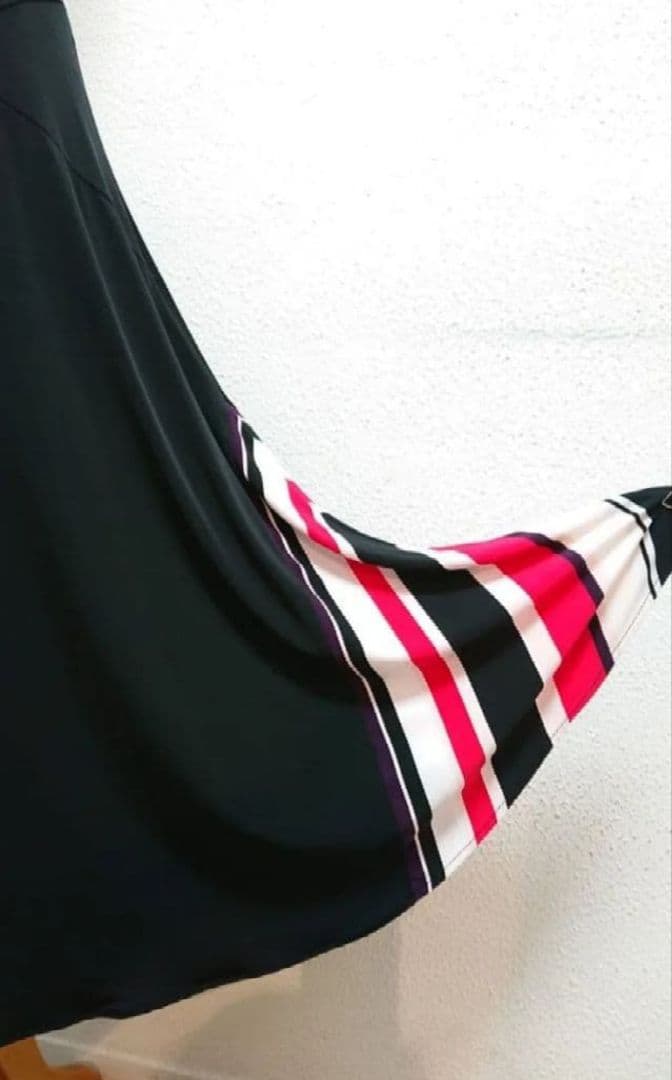 チャコット　社交ダンス　スカート　L ブラック　赤/白　ストライプ