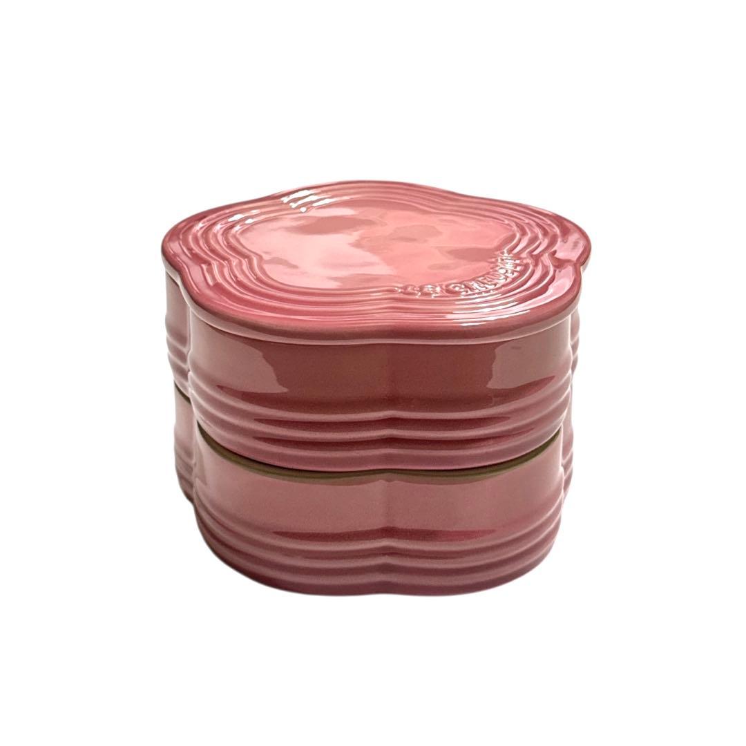 ルクルーゼ　フラワー　スタッキングラムカン　ナチュラルピンク　重箱 陶器