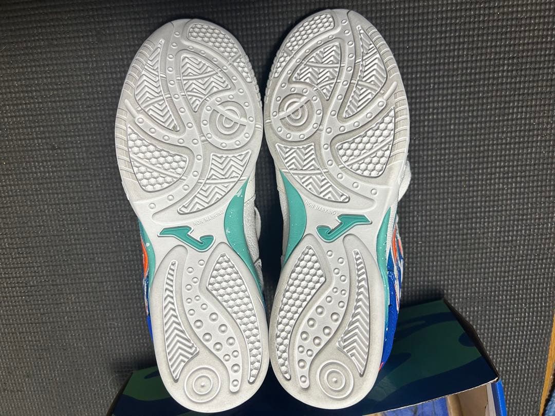 Joma TOP FLEX in フットサルシューズ