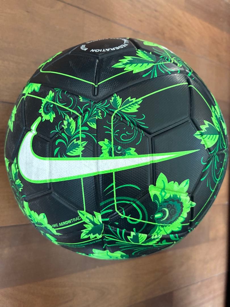 ナイジェリア代表 サッカーボール