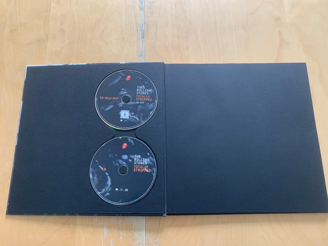 ローリングストーンズ Totally Stripped 4Blu-ray+CD