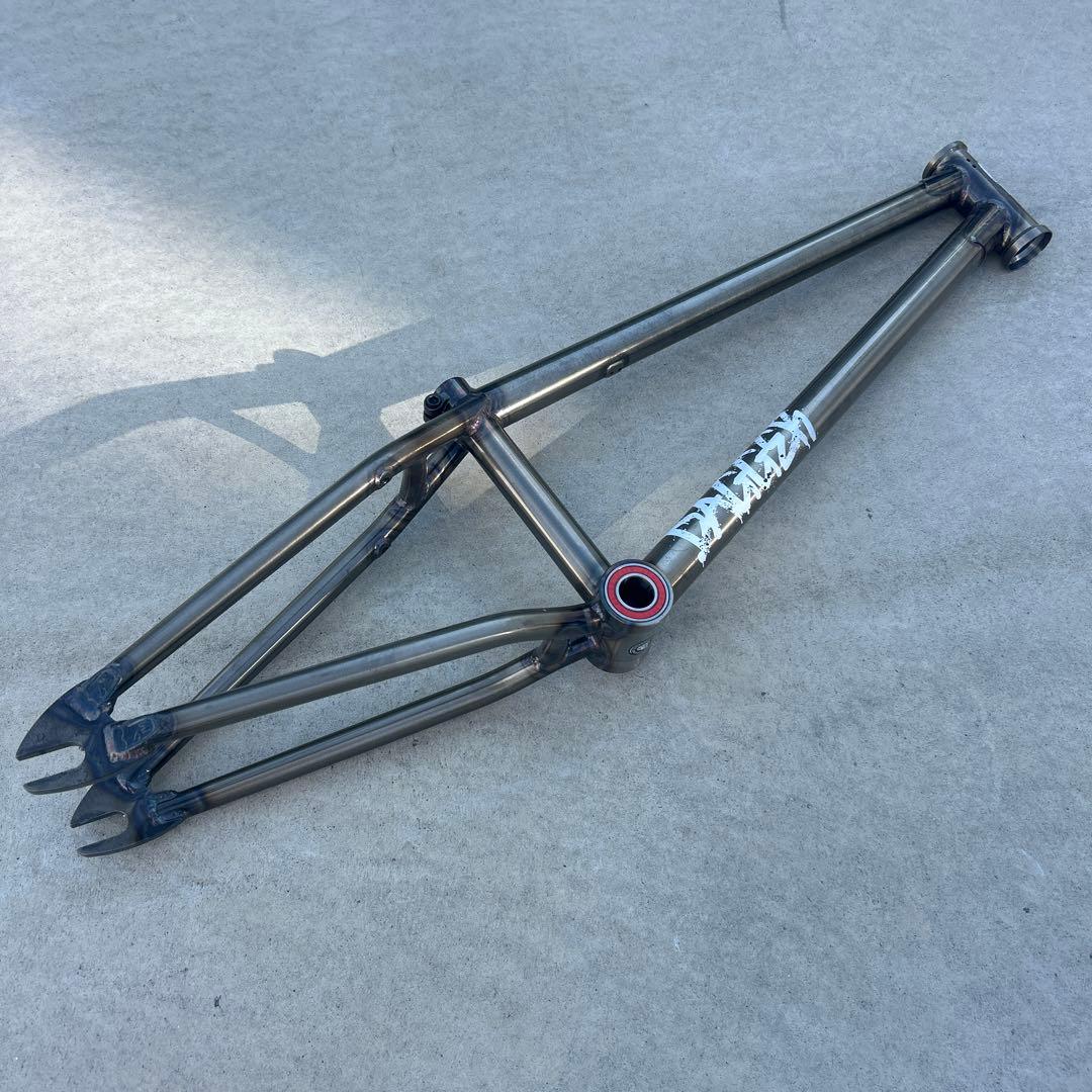 自転車本体 S&M DAGGER FRAME 20.5 / Gloss Clear/BMX