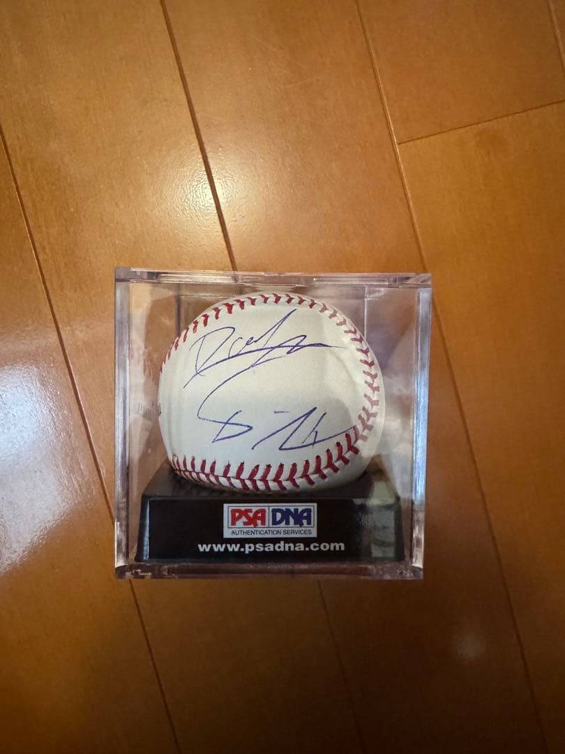 ダルビッシュ 直筆サインボール