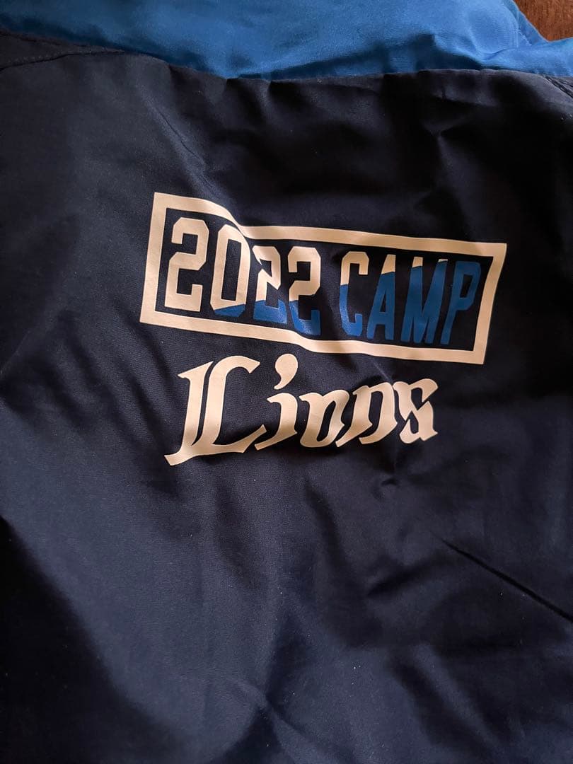 超値下げ‼️埼玉西武ライオンズ2022年キャンプ関係者限定ウィンドブレーカー