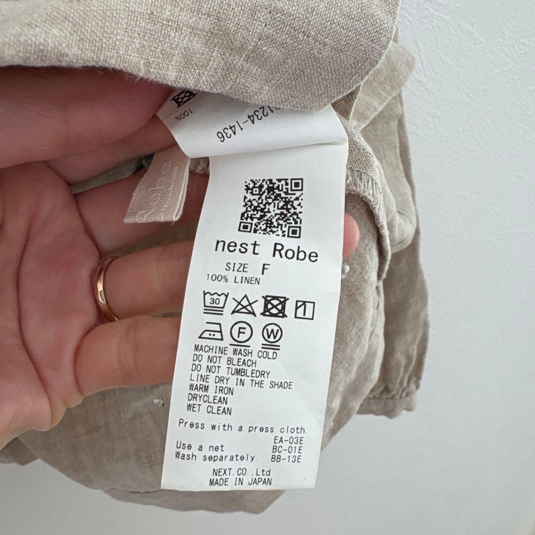 nest Robe upcyclelino ブラックリネンラッフルブラウス