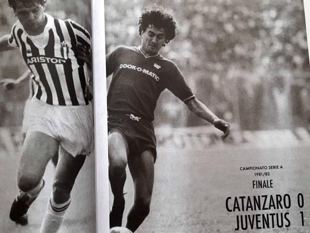 洋書 BIANCONERI　JUVENTUS STORY　ユヴェントス