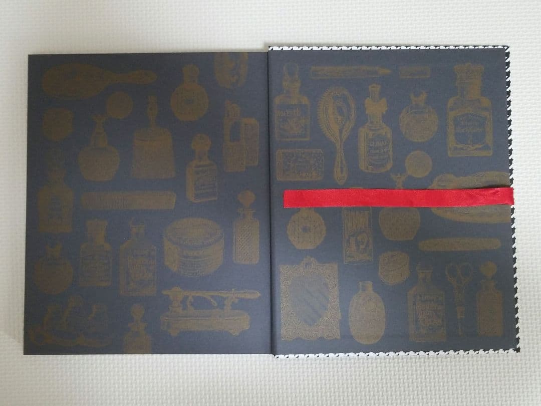 黒執事　枢やな画集　Black Butler　Artworks 1.2.3.4