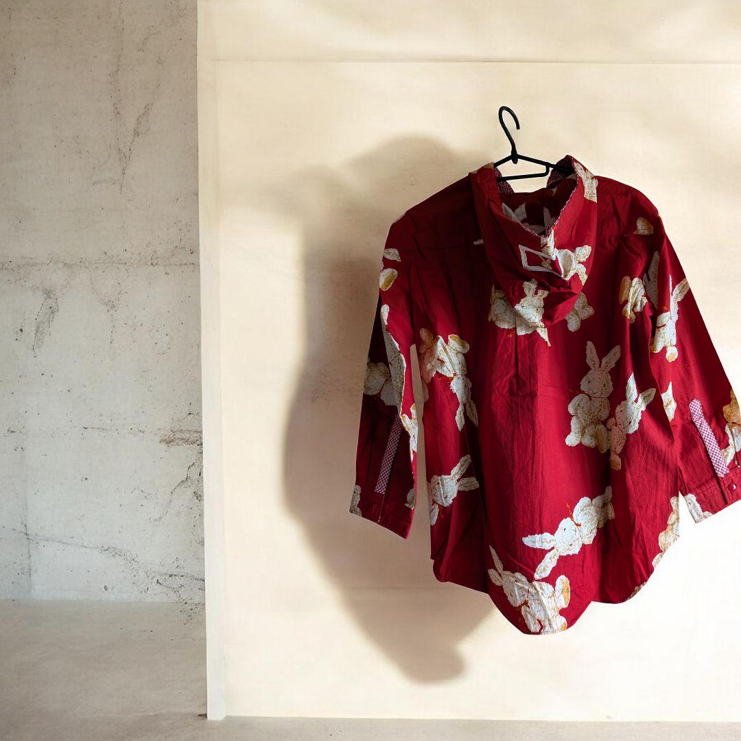 PINK HOUSE ウサギ柄フード付きシャツ