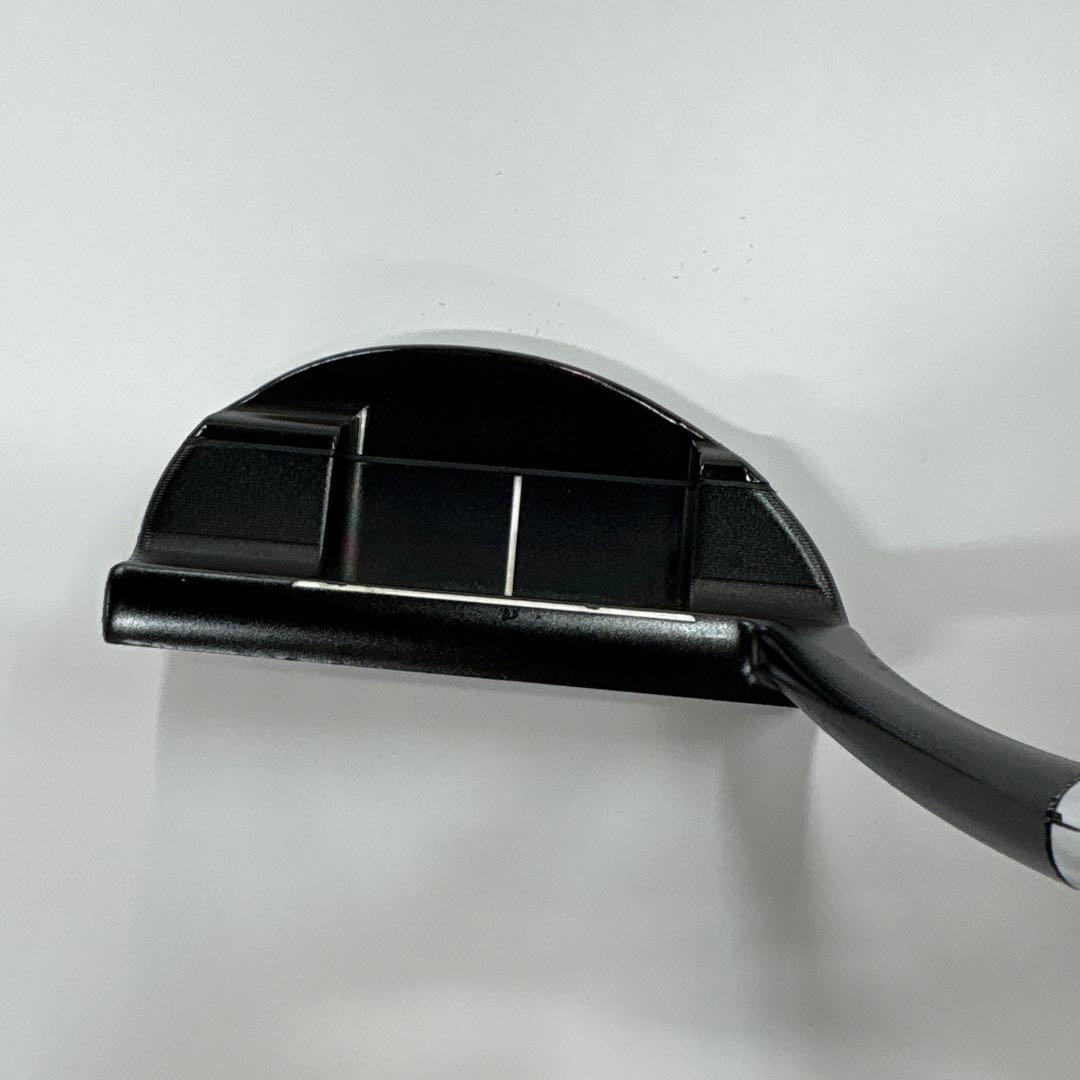 オデッセイ　black SERIES 9 パター 33インチ