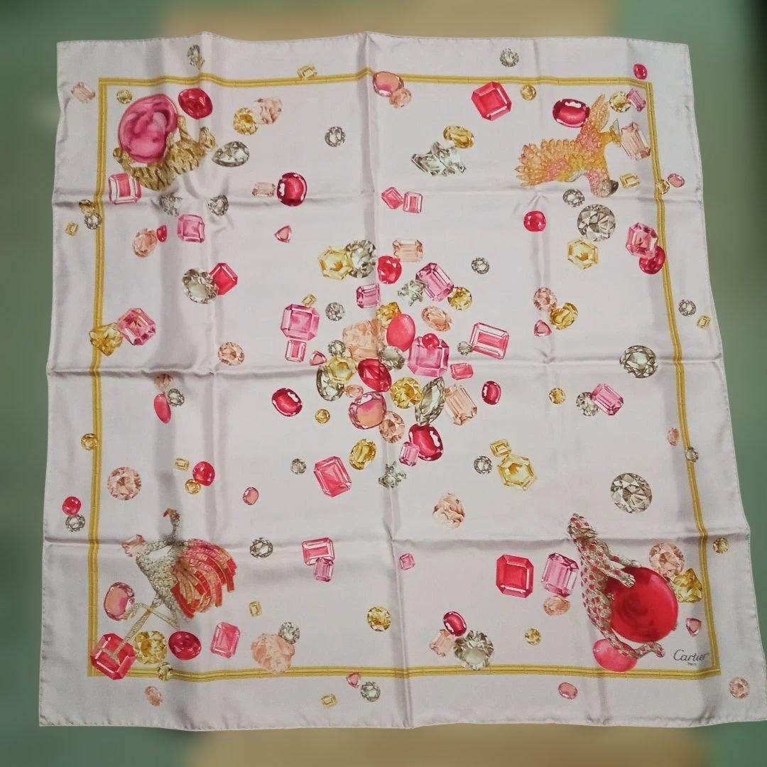 cartier スカーフ