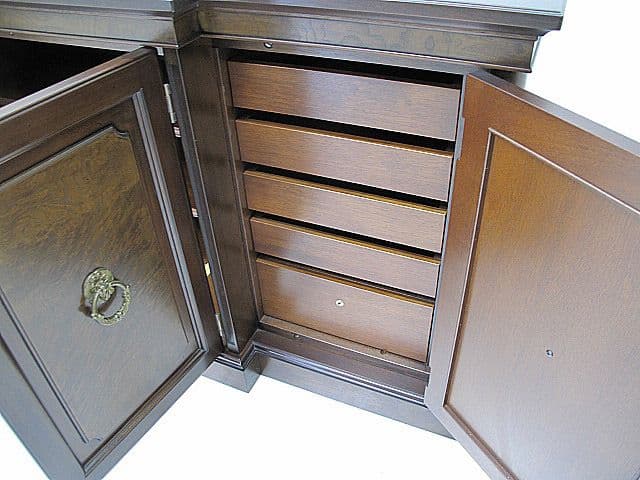 【展示品】カリモク ドマーニ プロシード サイドボード　　リビングボード　鍵付き