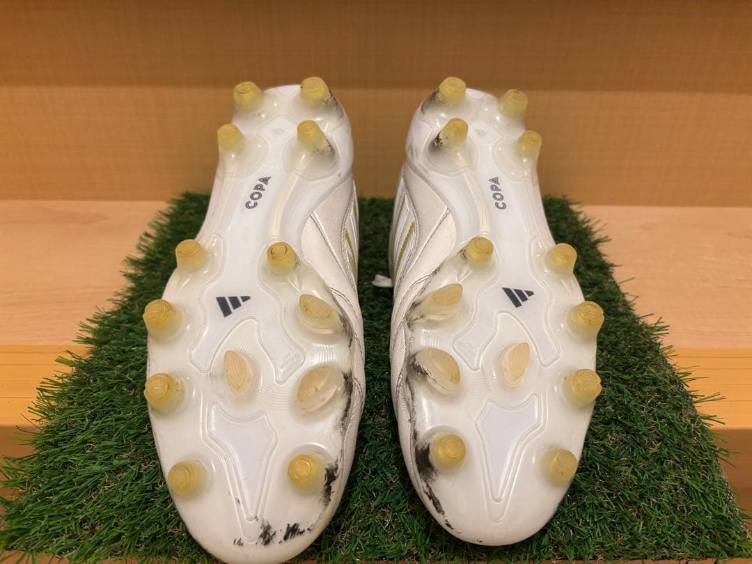 コパアイコンⅡ　アディダス　24.5　白　金　限定