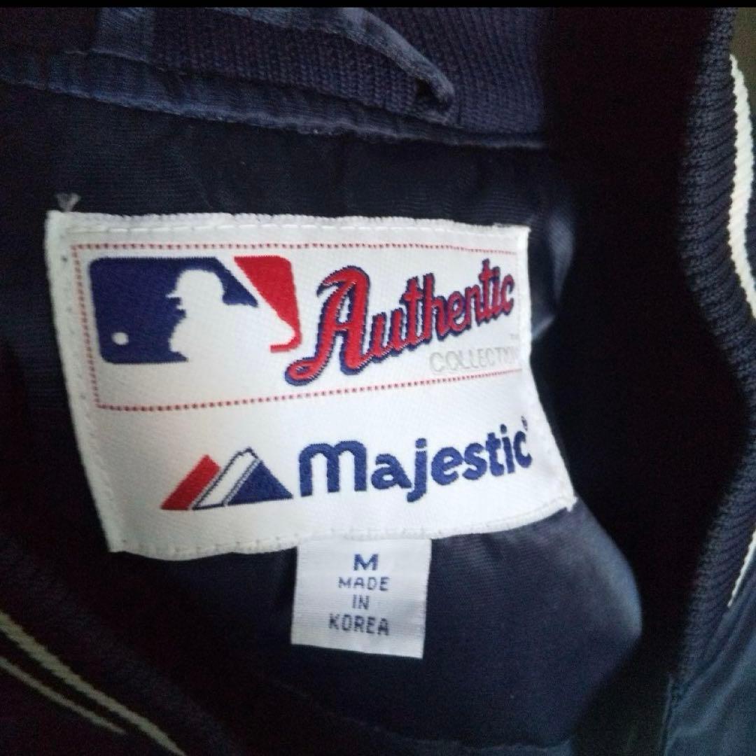 ９０s ニューヨークヤンキース　中綿ナイロンスタジャン　Size　М