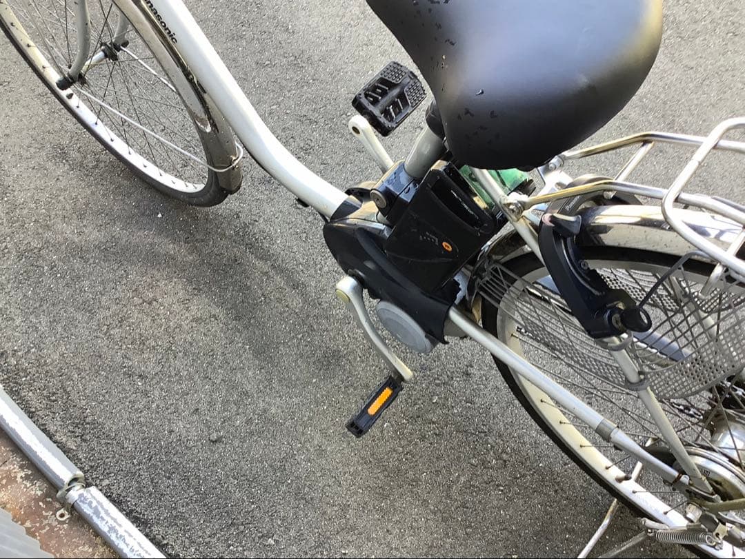 パナソニック新機種電動アシスト自転車vivi TX26インチシルバーボディー