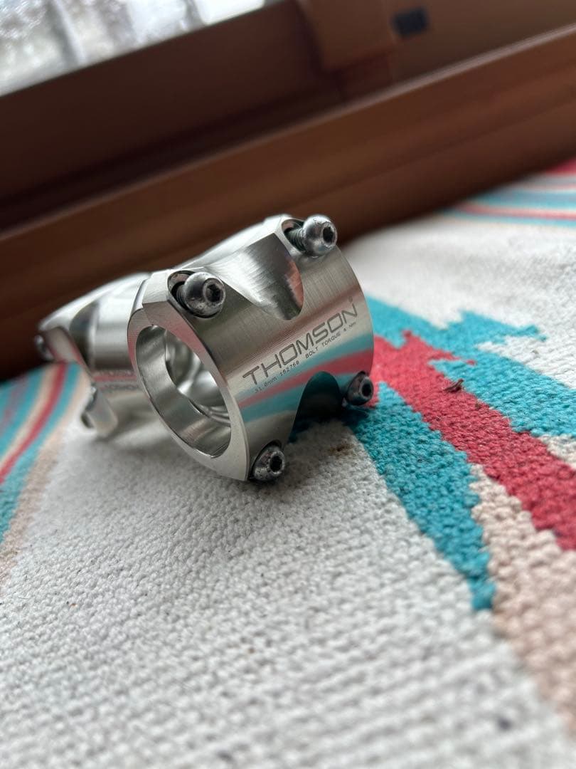 美品　THOMSON ステム x4　トムソン　70㎜　31.6 10度