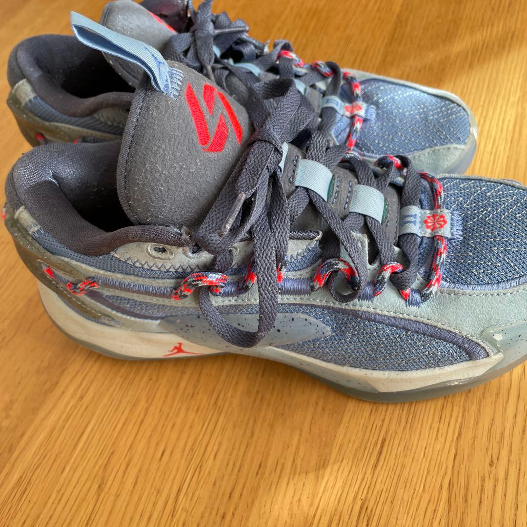美品！Jordan バスケットボールシューズ 水色
