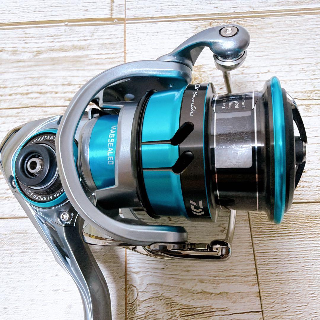 ダイワ　18 エメラルダス AIR LT3000S-CXH-DH リール