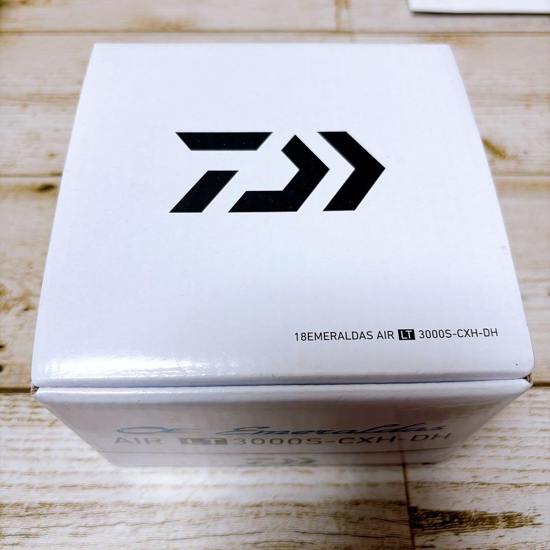 ダイワ　18 エメラルダス AIR LT3000S-CXH-DH リール