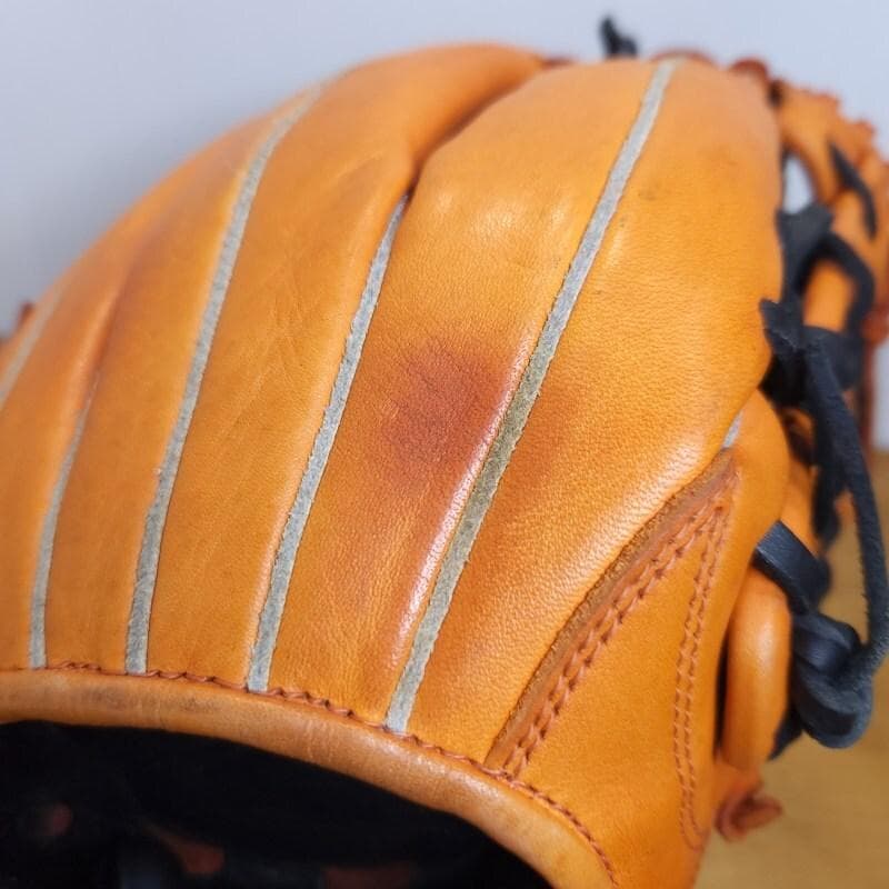 ミズノ 新井貴浩モデル タイガース時代 限定モデル 良品 内野用 軟式グローブ