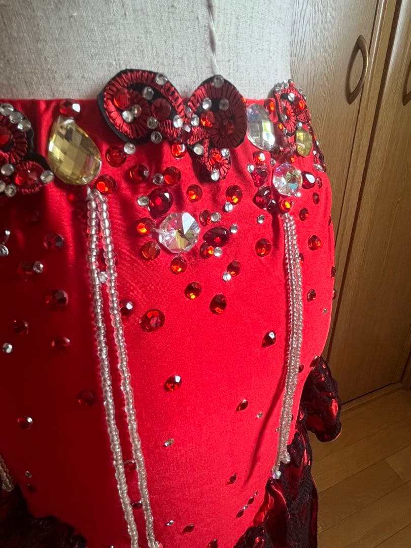 ベリーダンス衣装ドラムソロ、ショート丈（リメイク品）4点セット S〜Mサイズ