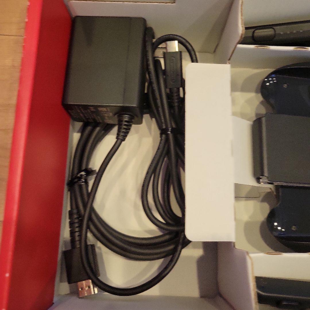 ニンテンドースイッチ 本体 バッテリー強化版　2020年製