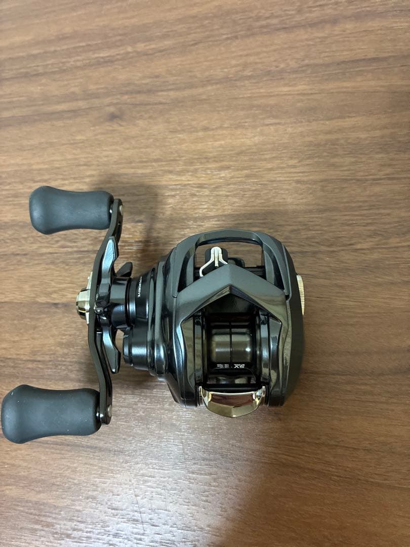 タトゥーラSVTW70 XHL 日本未発売モデル