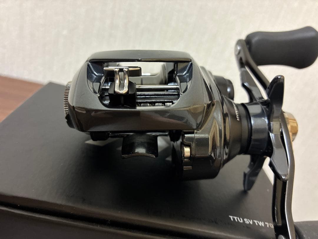 タトゥーラSVTW70 XHL 日本未発売モデル