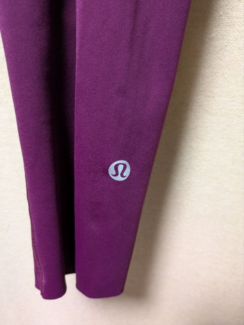 Lululemon パープル レギンス