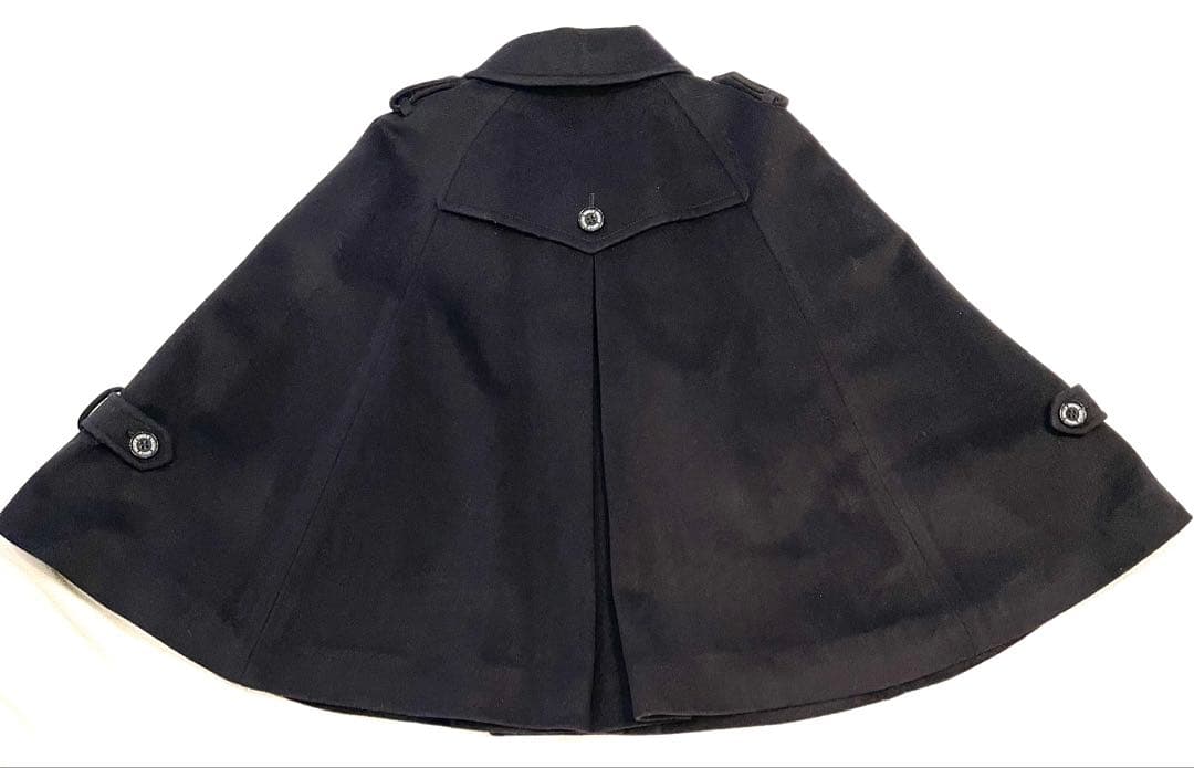 美品　ギルドプライム　取り外し可能リアルファー付き黒ケープコート　フリーサイズ