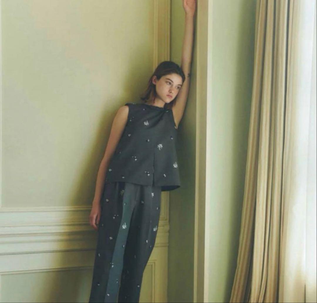 トップス Bibiy B. GARDEN TOP