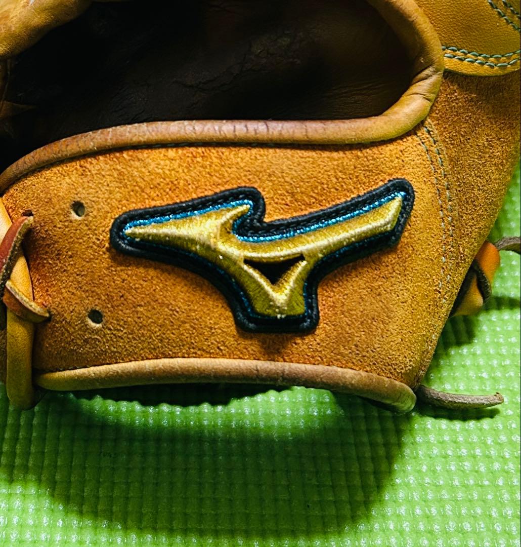 日本製　66,000円　硬式　ミズノプロ　30周年限定　投手用　グローブ　グラブ