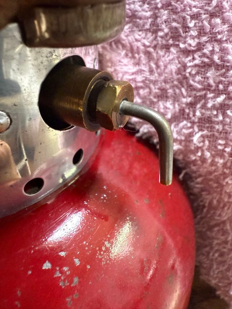 コールマン　Coleman 200A バーガンディ　1962/01 分解清掃済。