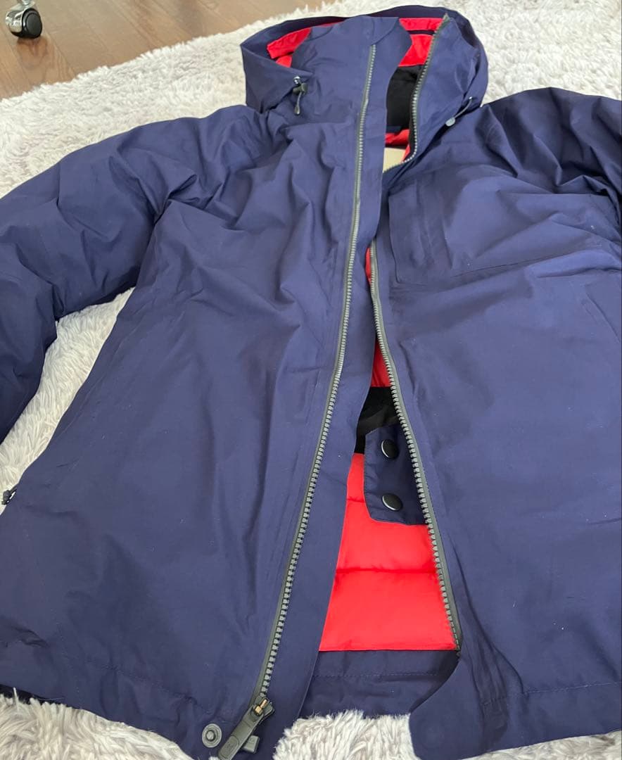 Burton AKフード付きスキージャケット紫/レッド