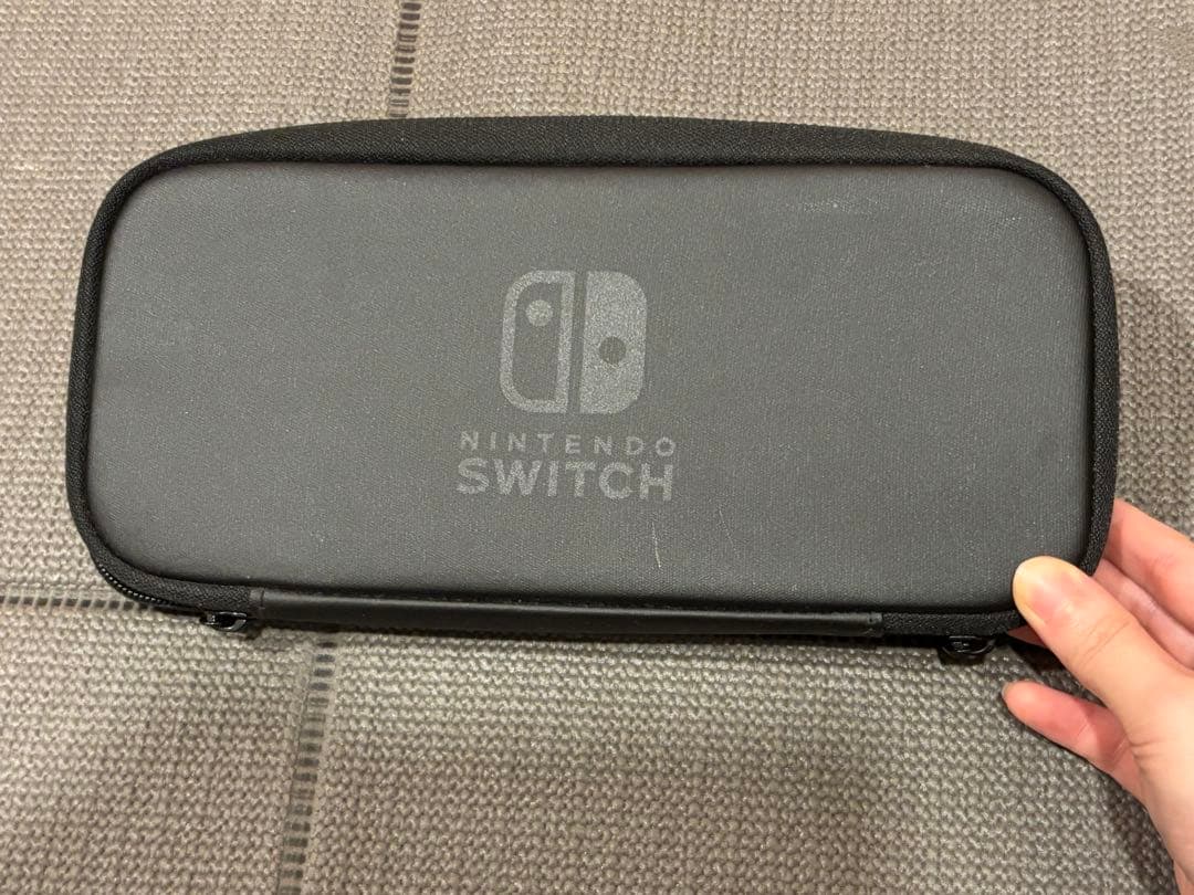 Nintendo Switch 本体 グレー （ケース付き）