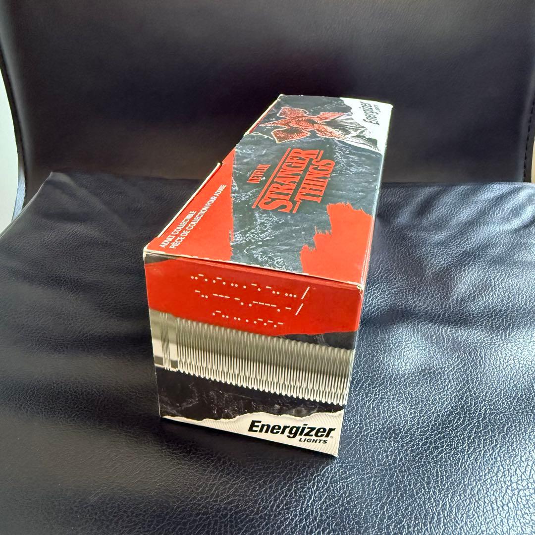 ストレンジャーシングス 懐中電灯 stranger things