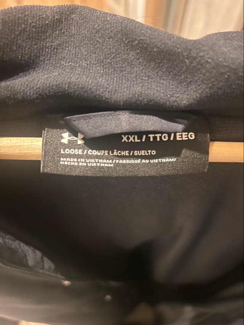 Under Armour ブラック ベンチコート