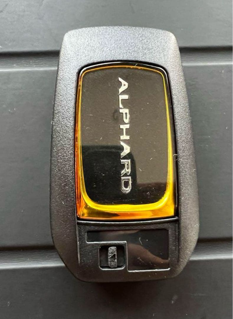 20アルファード用 スマートキーカバー 20系から30系へ